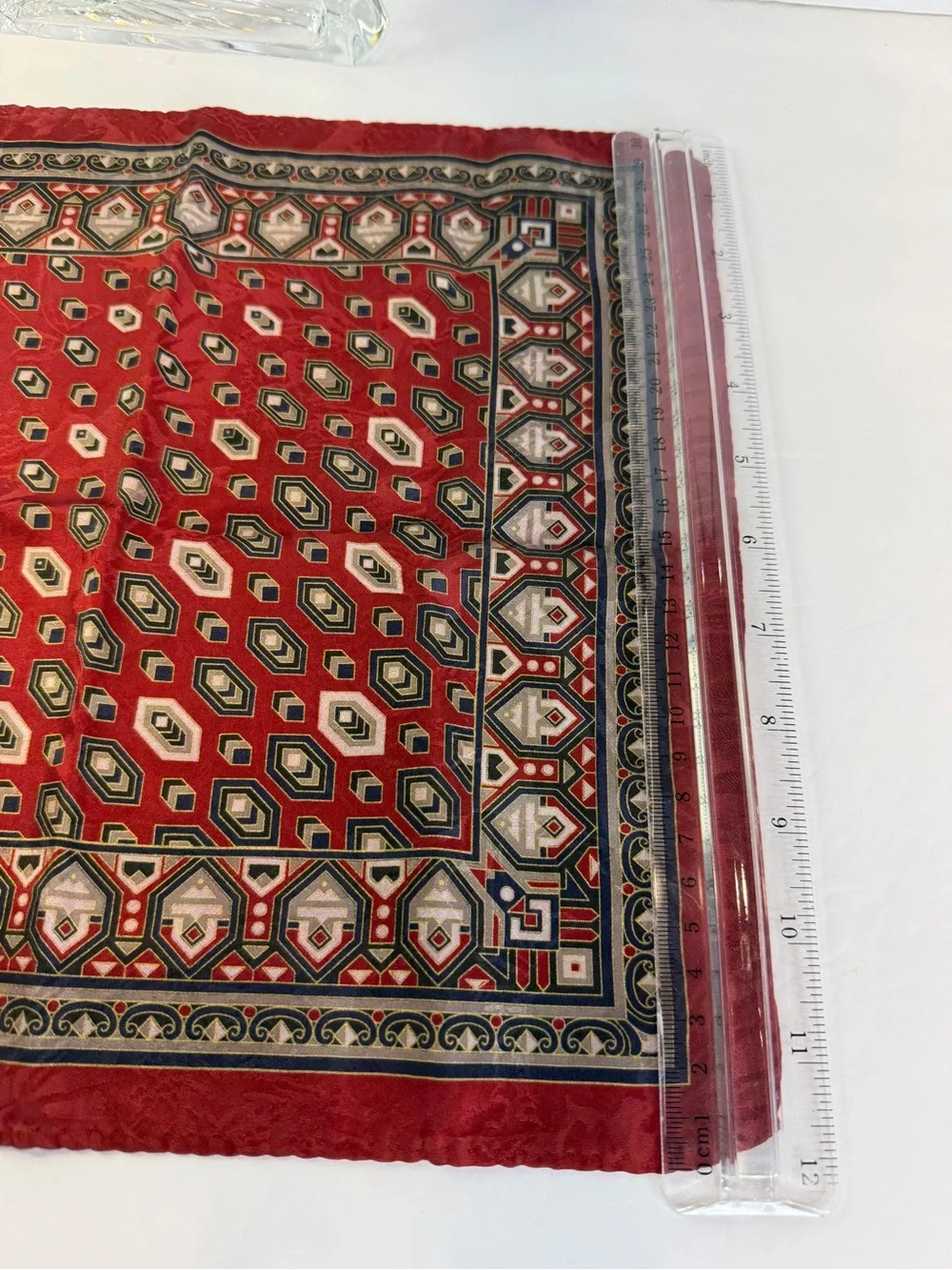 ❤️ Vintage Crimson Geometric Pocket Gentleman Handkerchief Square 12” x 12” ❤️